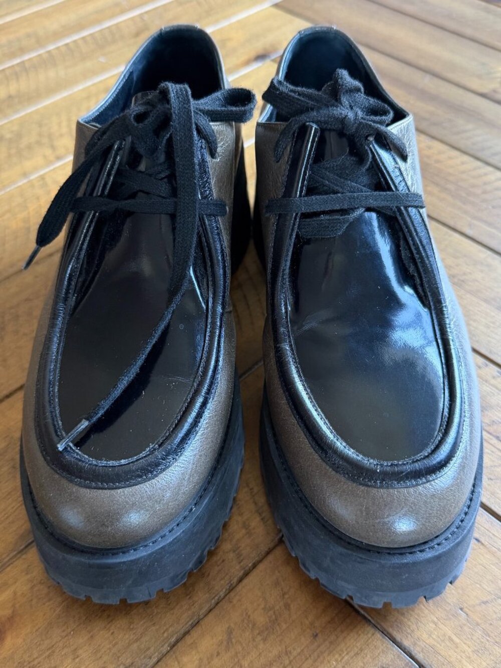 MARNI LEATHER LACE-UP LOAFER WITH LUG SOLE IN SIZE EU 40